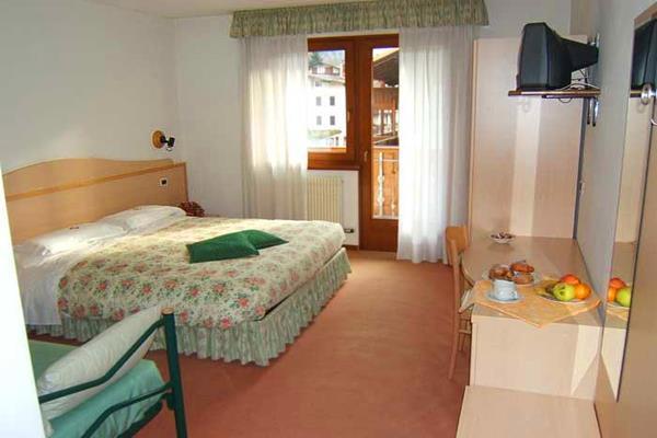 Maffei Hotell Pinzolo Eksteriør bilde